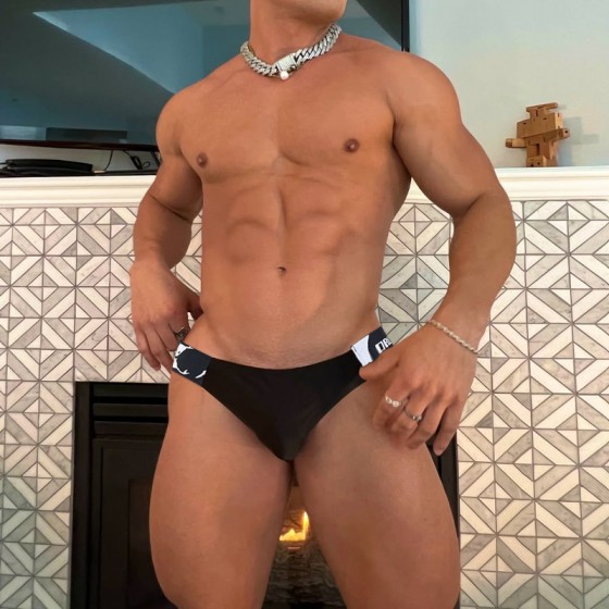 Solid-color men\'s quick-drying modal low-waist U-convex design men\'s briefs